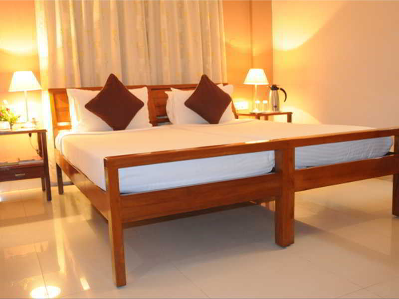 Upar Hotels Indiranagar Bangalore Esterno foto